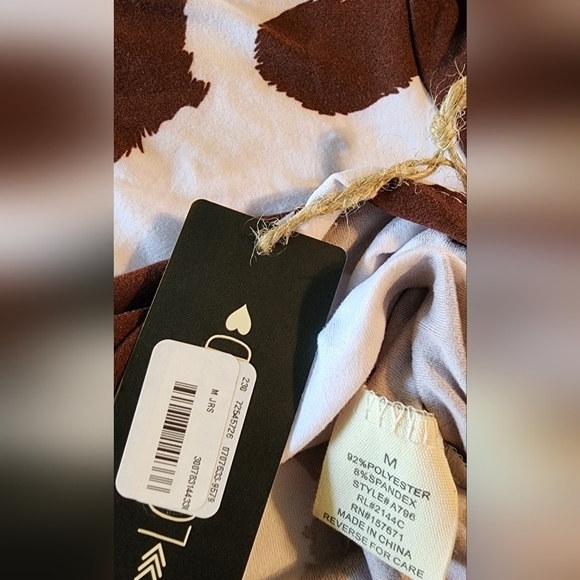 Love Dazed Brown Cow Print Side Keyhole Crop Top Women's Juniors M NWT - Picture 13 of 14